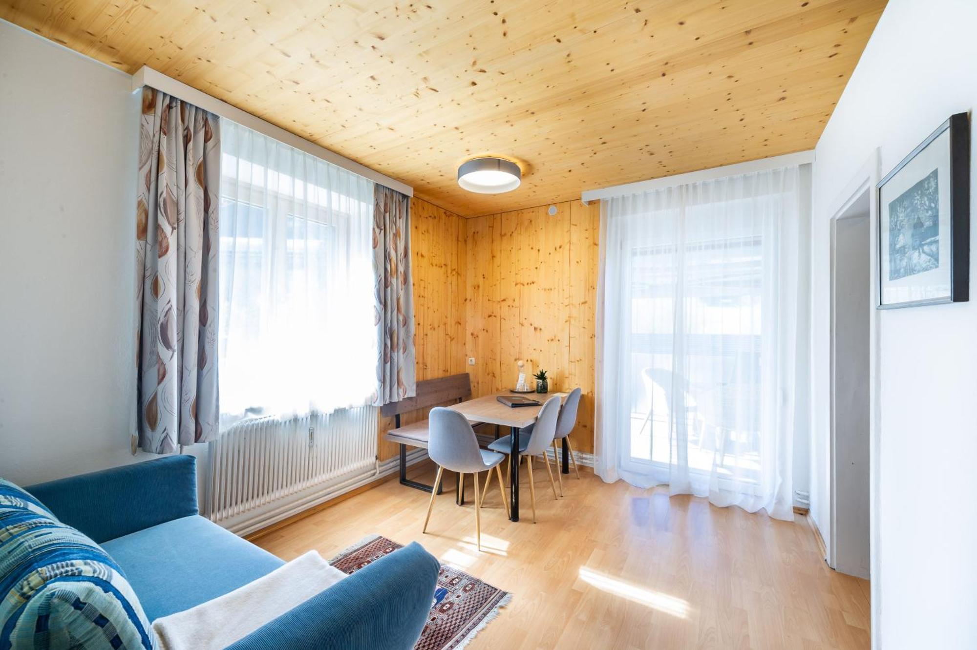 Apartmenthaus Pastner Am Teich Übelbach Exterior foto